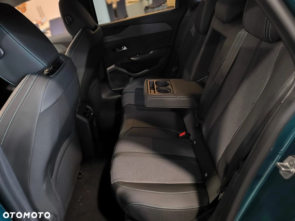 Peugeot 308 1.5 BlueHDi Allure S EAT8 - 18