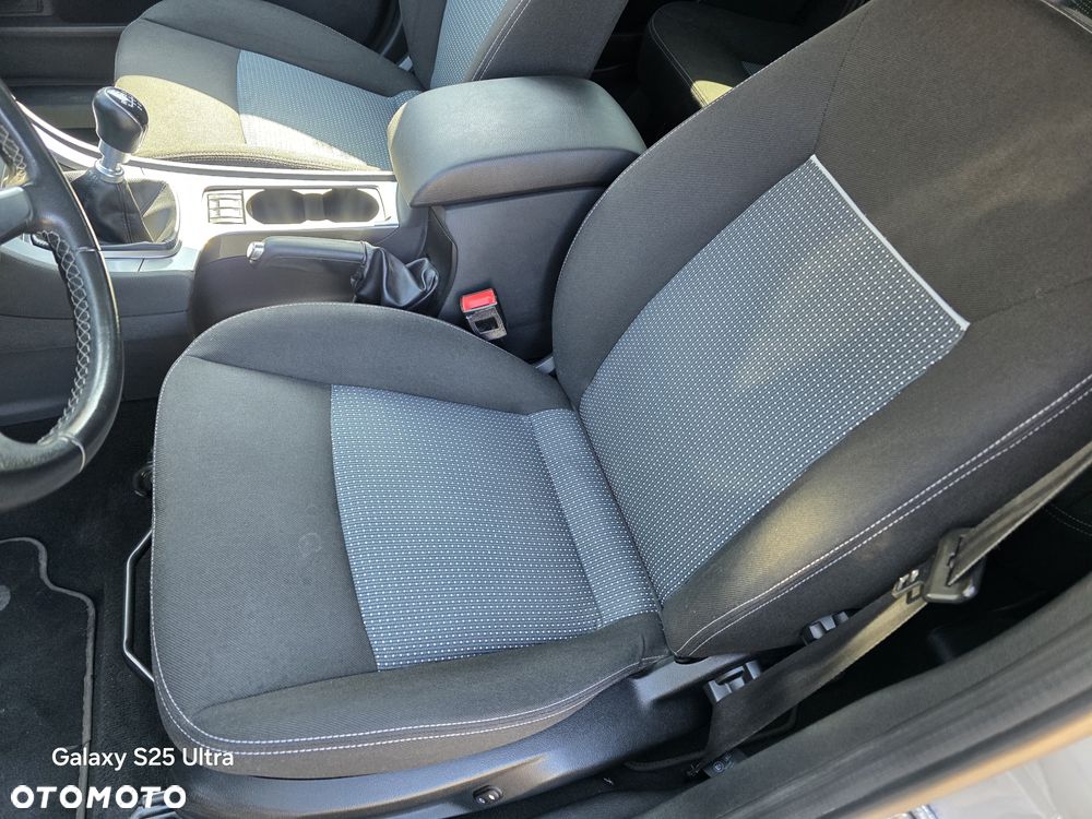 Ford Mondeo 2.0 TDCi Titanium - 27