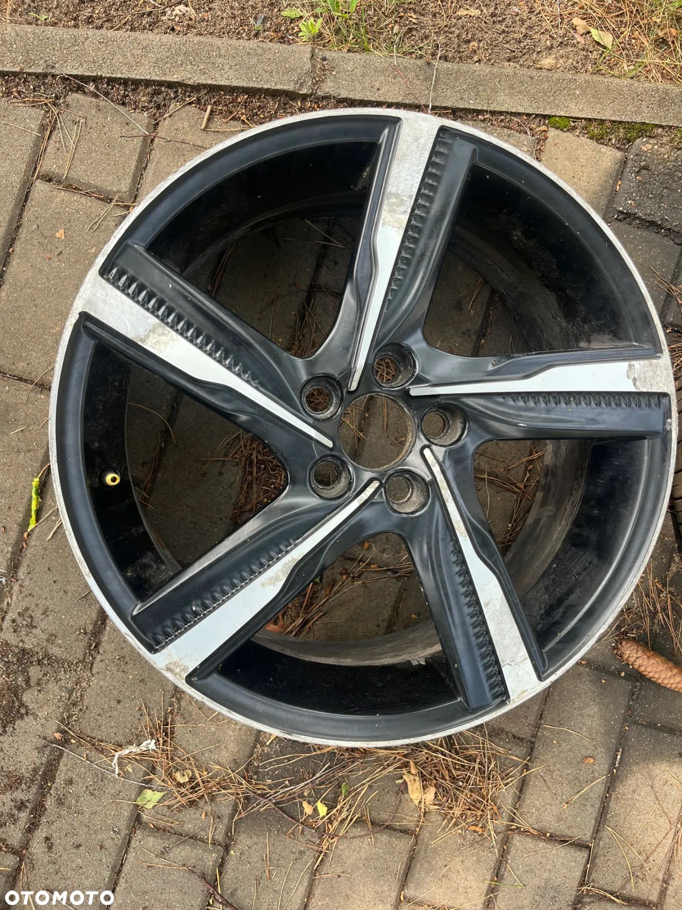 31382440 felga 18 rdesign r-design volvo v40 v60 s60 - 1