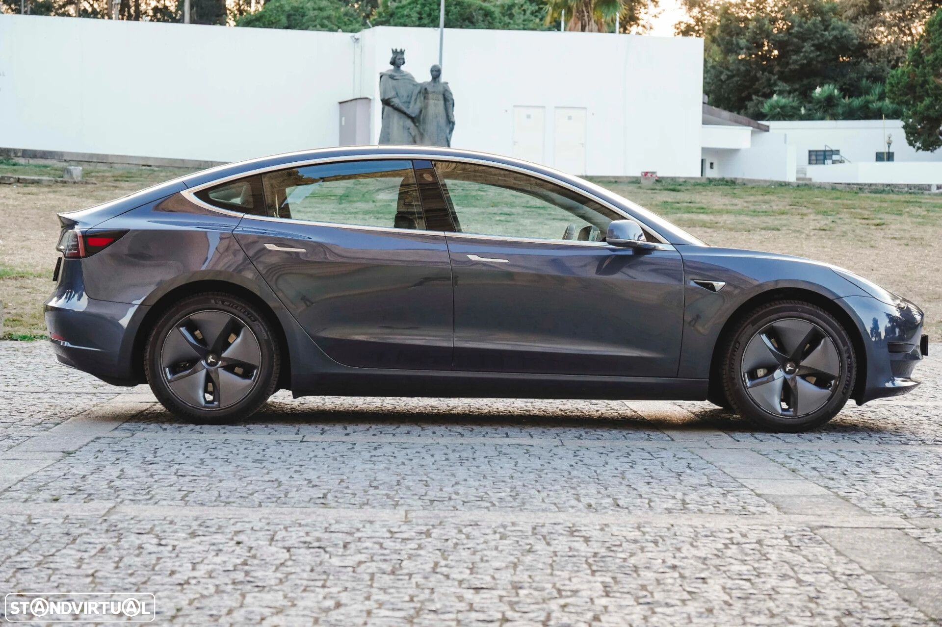 Tesla Model 3 Standard RWD Plus - 4