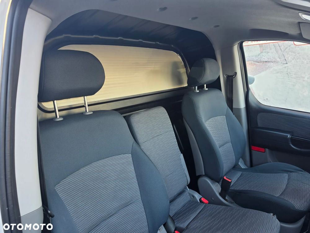 Hyundai H1 Starex Grand Starex - 21