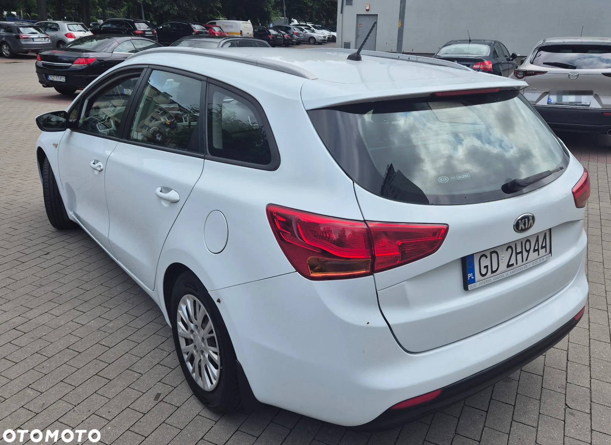 Kia Ceed - 4