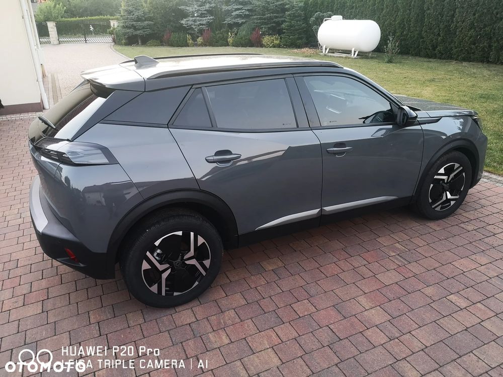 Peugeot 2008 PureTech 100 Allure S&S BVM6 - 18