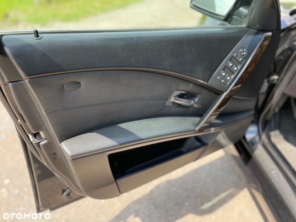 BMW Seria 5 530xi - 13