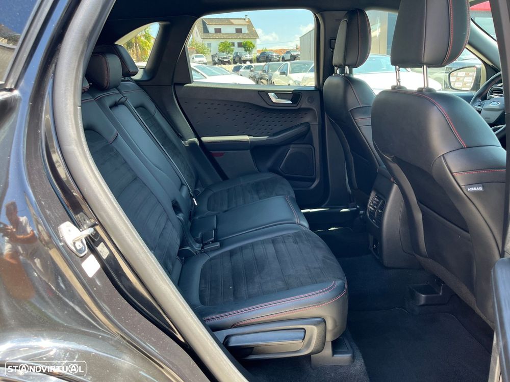 Ford Kuga 2.0 EcoBlue Hybrid ST-LINE - 48