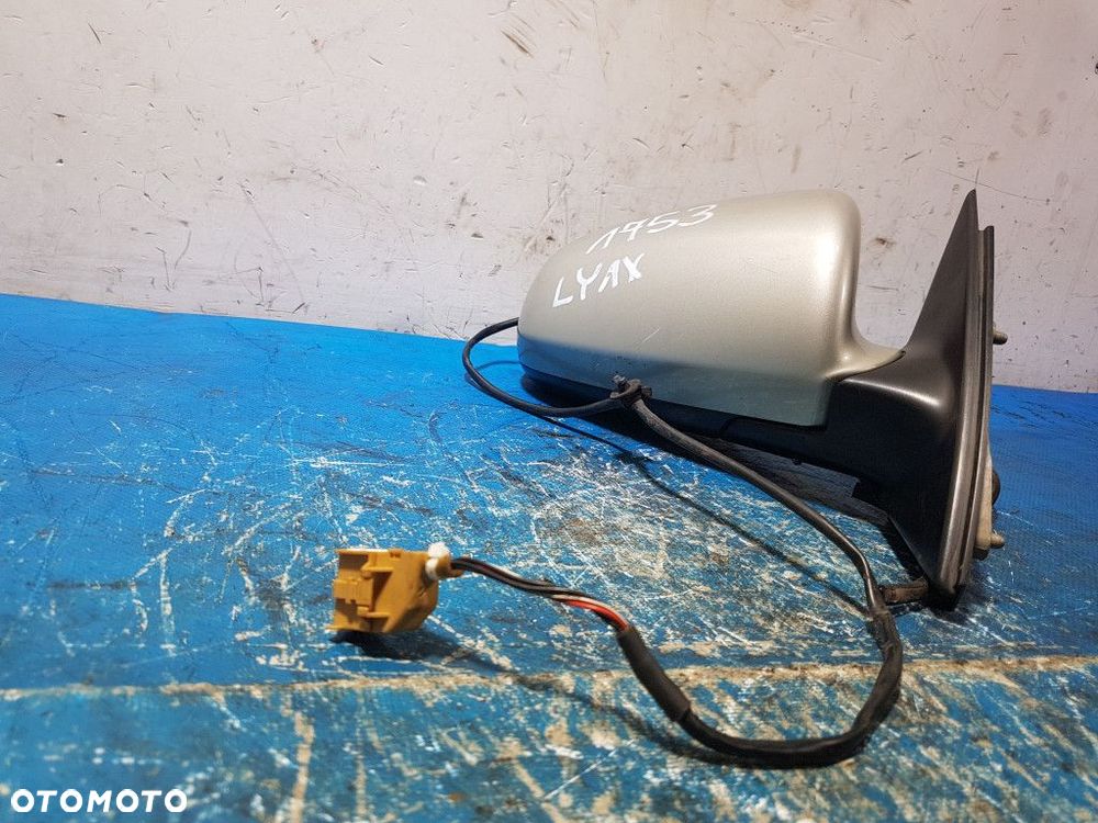AUDI A4 B6 LUSTERKO PRAWE 5PIN LY1X - 6
