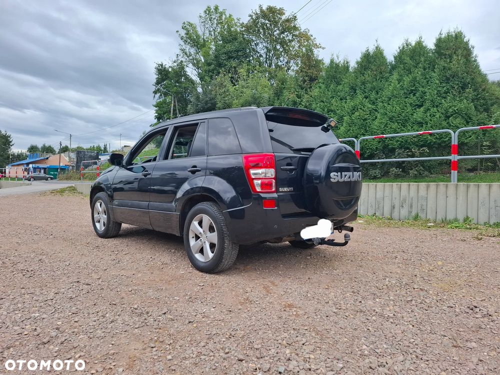 Suzuki Grand Vitara 2.4 De Luxe - 6