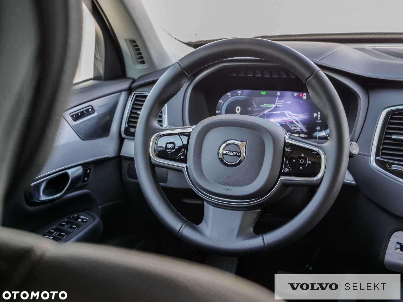 Volvo XC 90 - 21