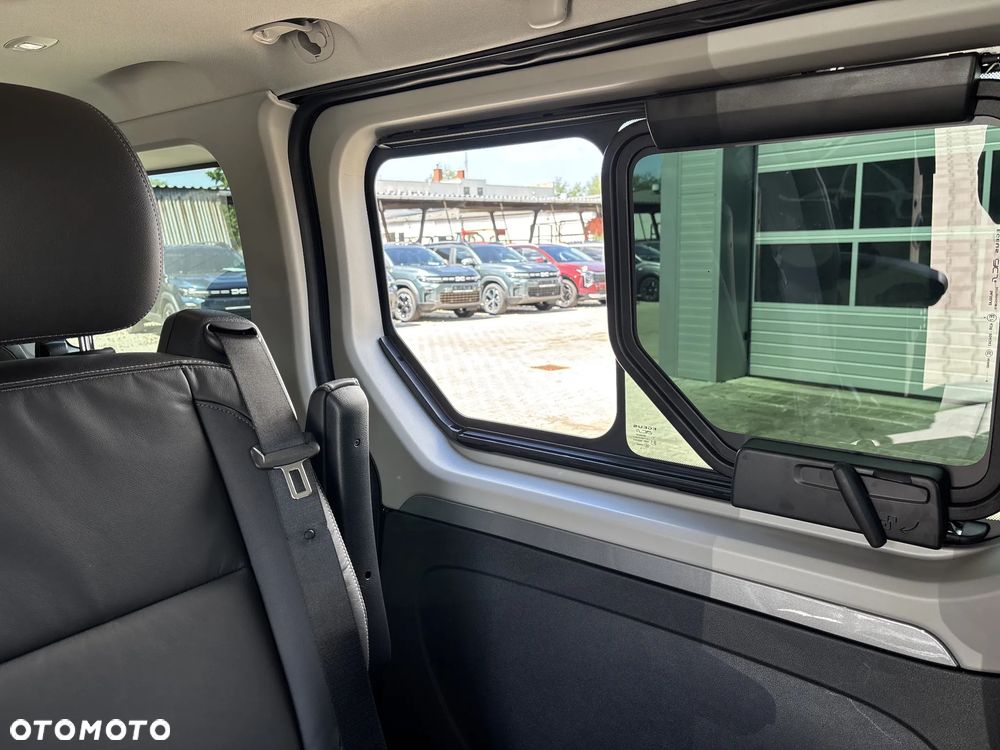 Renault Trafic - 21