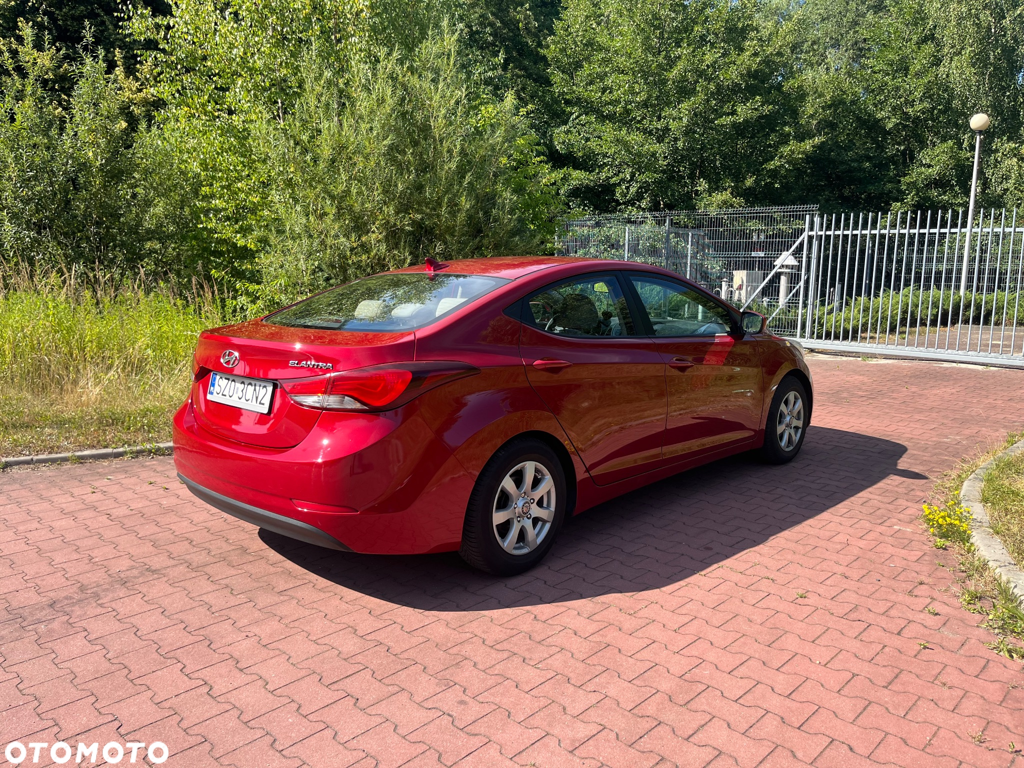 Hyundai Elantra - 7