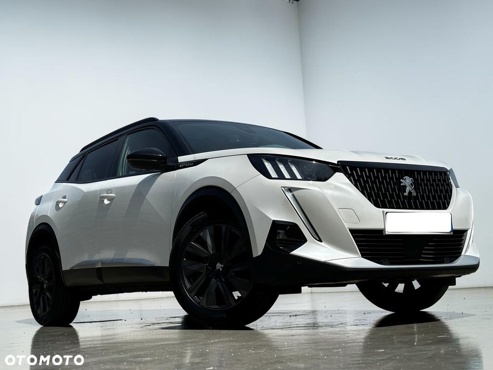 Peugeot 2008 BlueHDi 130 EAT8 GT Pack - 4