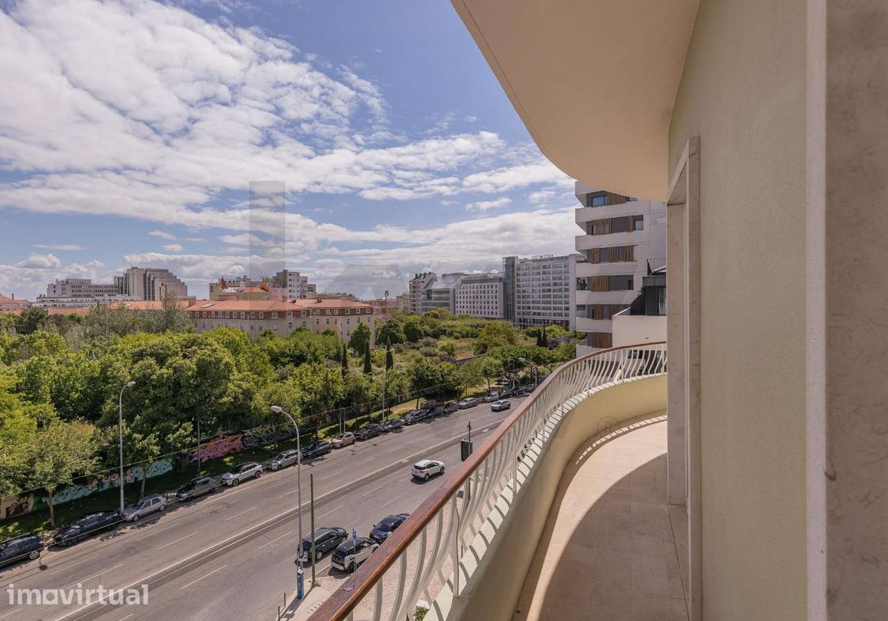 Apartamento T2  Totalmente Remodelado  para venda em Lisboa, Amoreiras - Grande imagem: 2/39
