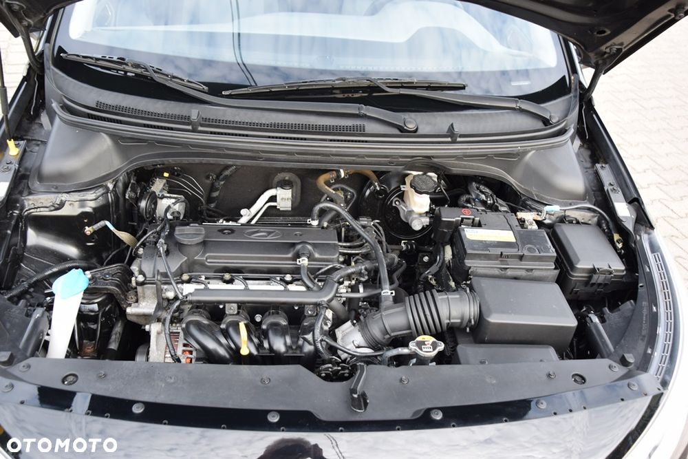 Hyundai i20 1.2 Pure - 24