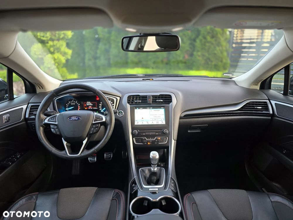 Ford Mondeo 1.5 EcoBoost ST-Line - 19