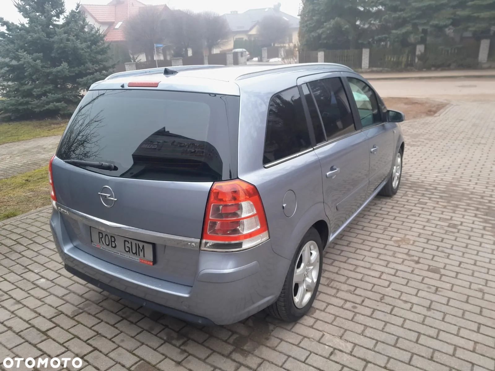 Opel Zafira 1.6 - 8