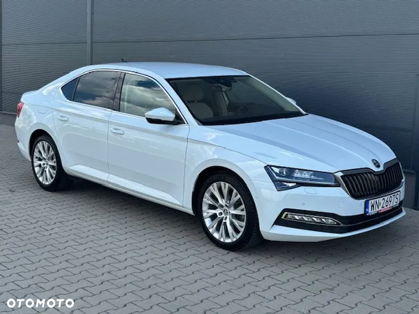 Skoda Superb 2.0 TDI SCR Style DSG