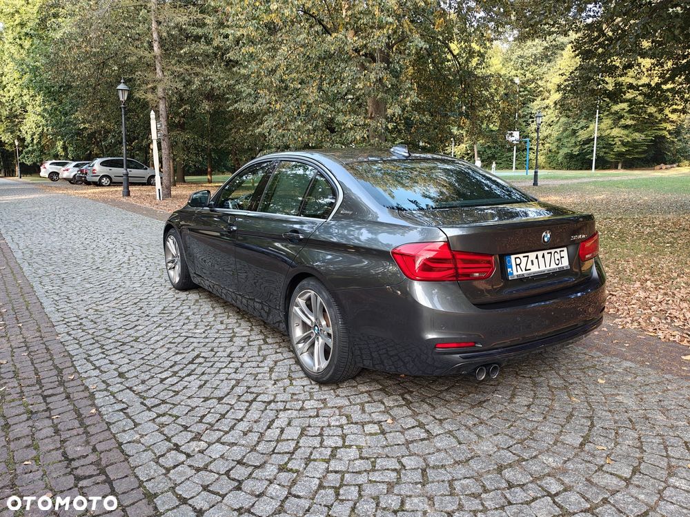 BMW Seria 3 330e iPerformance Luxury Line - 5
