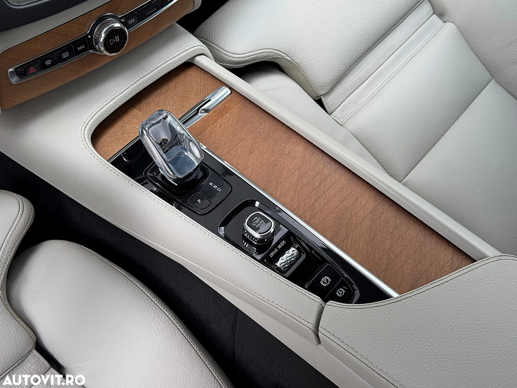 Volvo XC 90 B5 D AWD Geartronic Inscription - 24