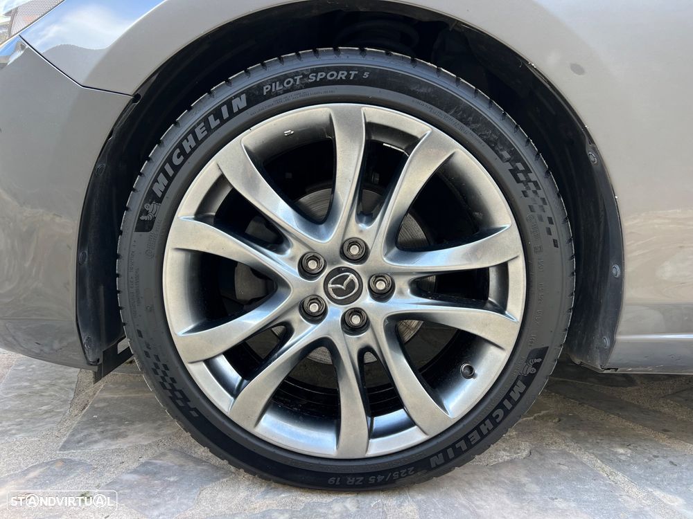 Mazda 6 M6 2.2 SKY-D Excellence Navi - 21