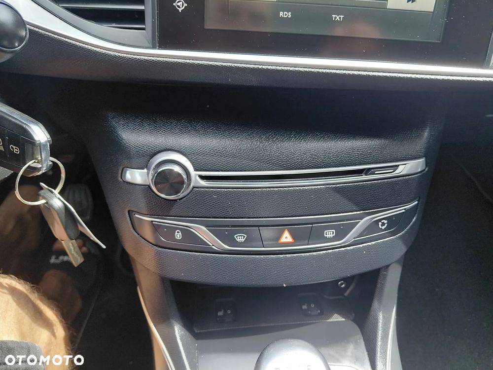 Peugeot 308 BlueHDi 150 Stop & Start Business-Line - 35
