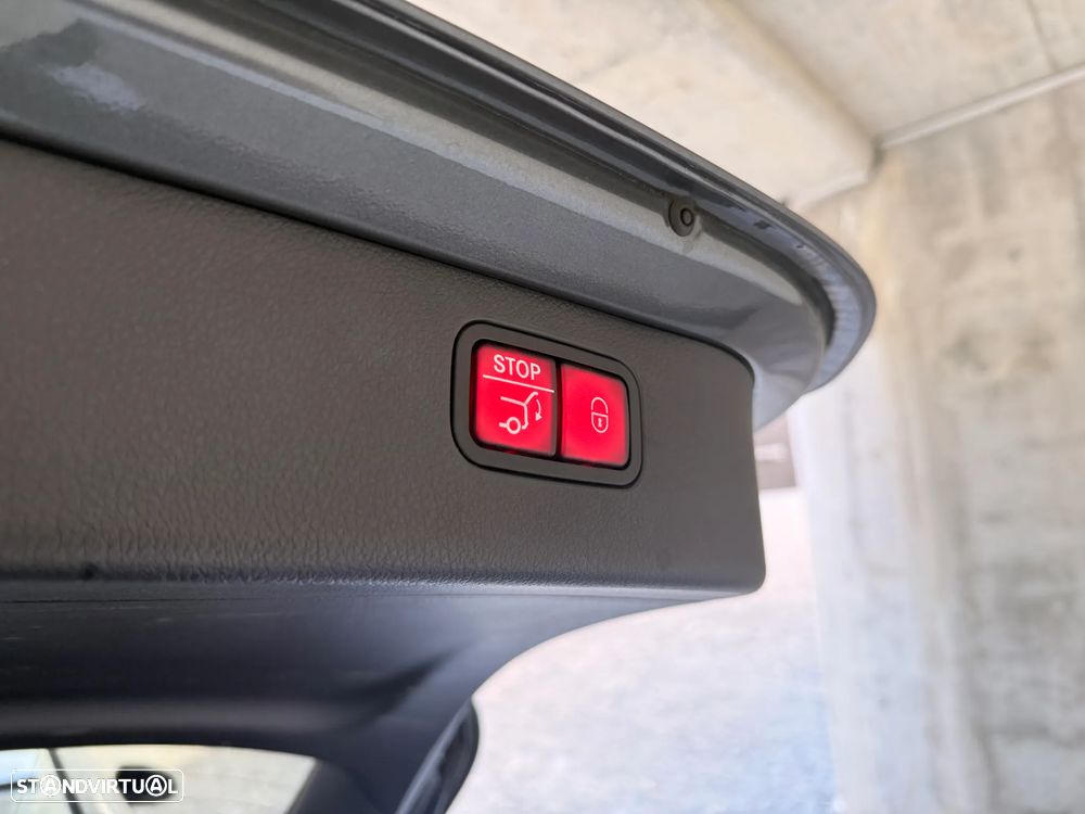 Mercedes-Benz C 300 e AMG Line - 41