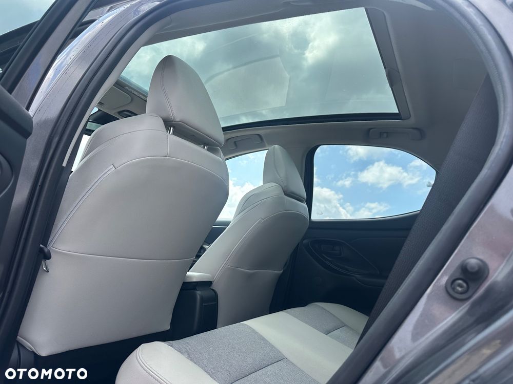 Toyota Yaris Hybrid 1.5 Premiere Edition - 22