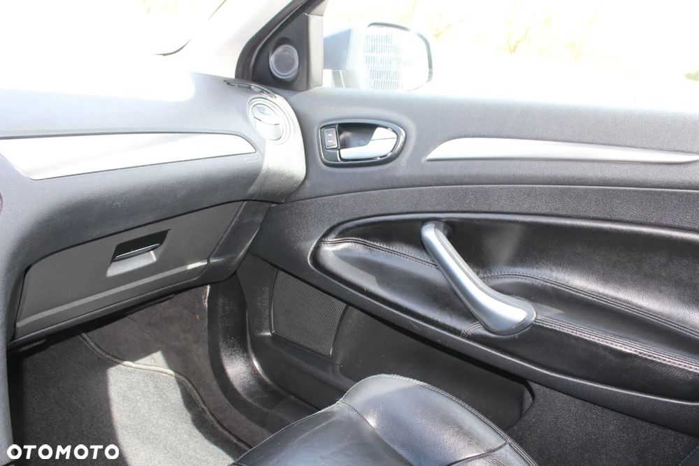 Ford Mondeo 2.0 Champions Edition - 27