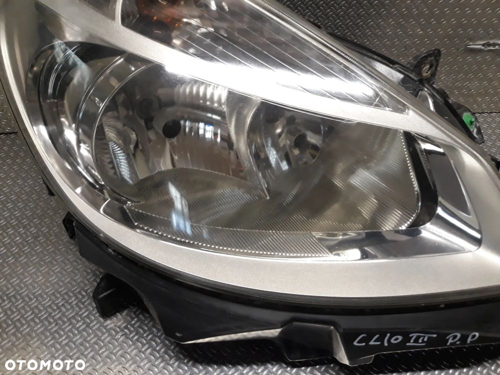 LAMPA PRAWY PRZÓD RENAULT CLIO III 2005-2009  VALEO 8200244897 - 3