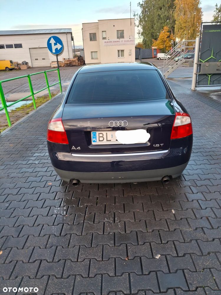 Audi A4 Limousine - 6