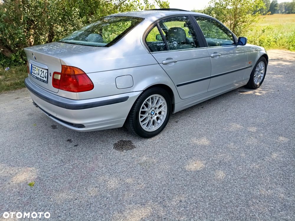 BMW Seria 3 - 28