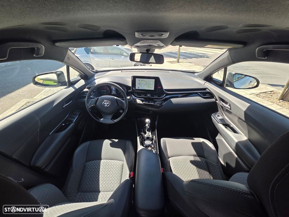 Toyota C-HR 1.8 Hybrid Square Collection - 26