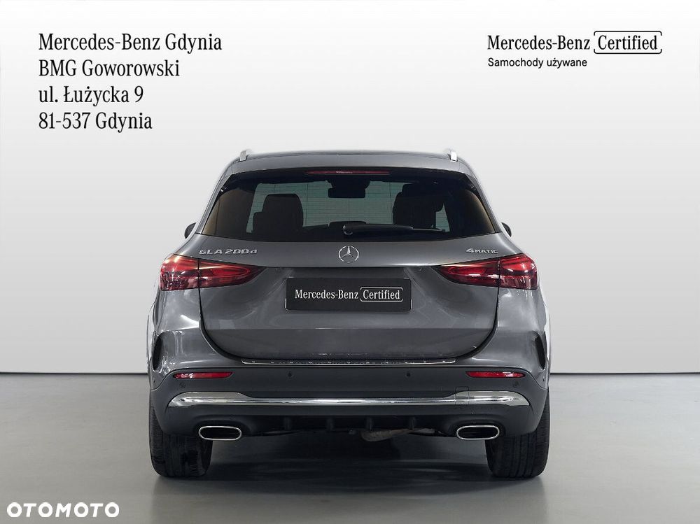 Mercedes-Benz GLA - 5