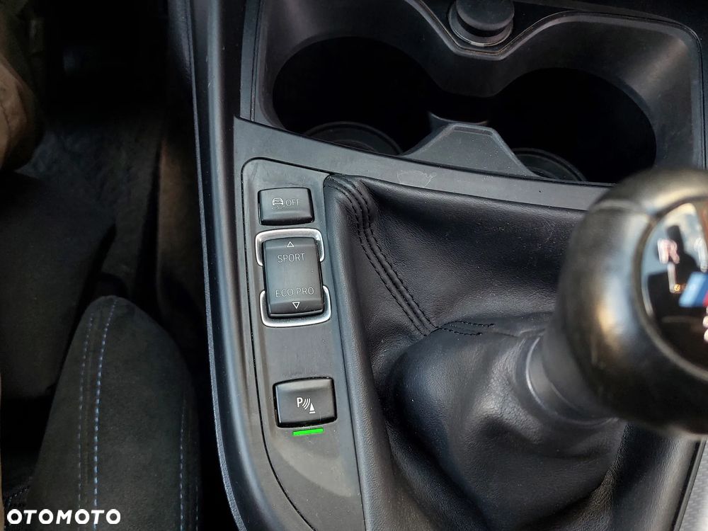 BMW Seria 1 - 27