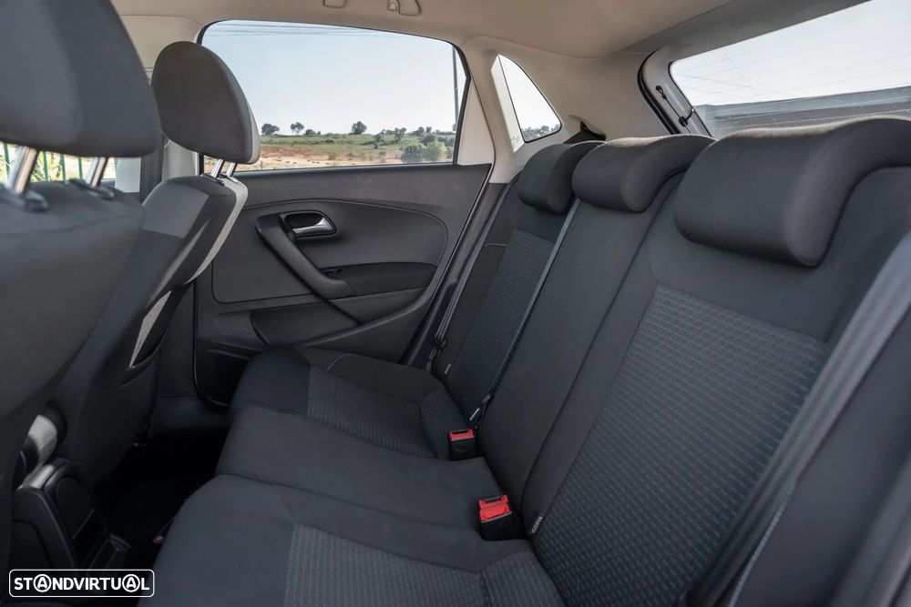 VW Polo 1.4 TDi BlueMotion - 16