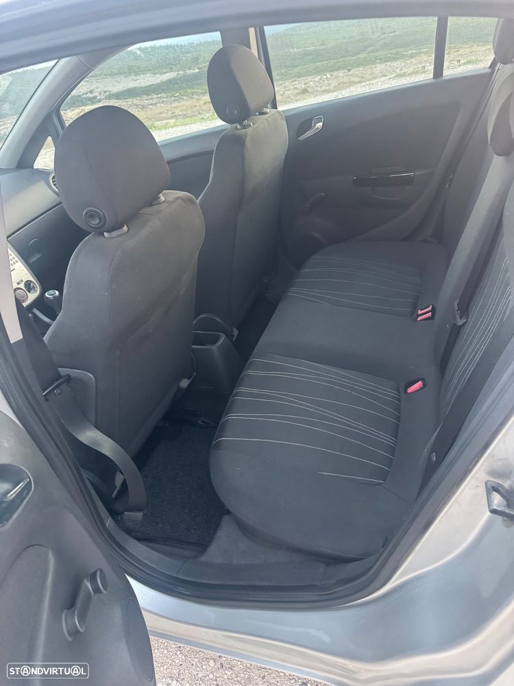 Opel Corsa - 7