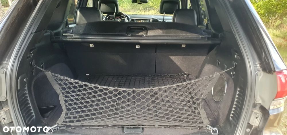 Jeep Grand Cherokee 5.7 V8 HEMI Summit - 39