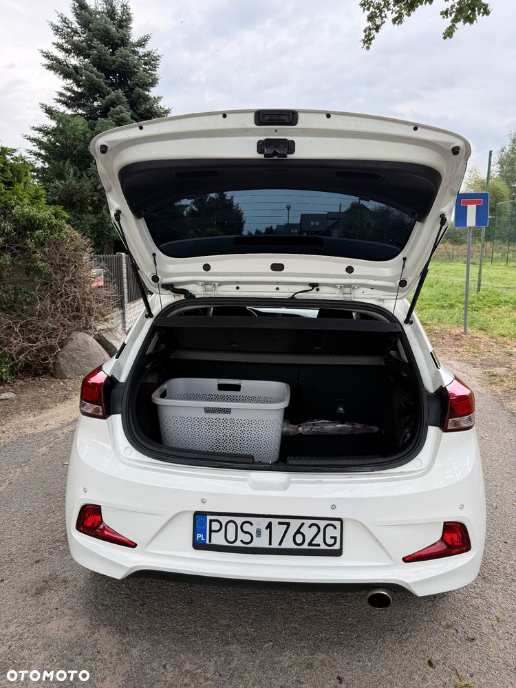 Hyundai i20 1.4 - 7