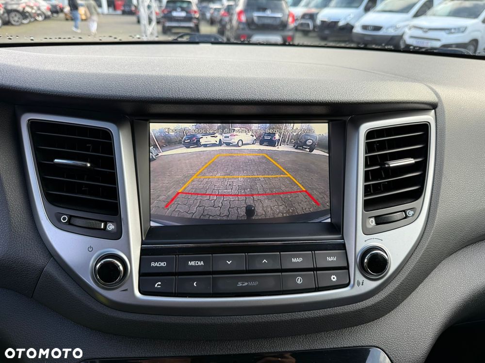 Hyundai Tucson blue 1.7 CRDi 2WD Trend - 12