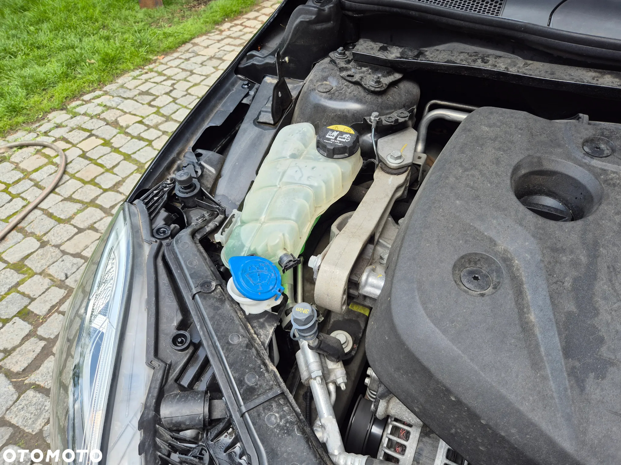 Volvo V40 D2 Kinetic - 24