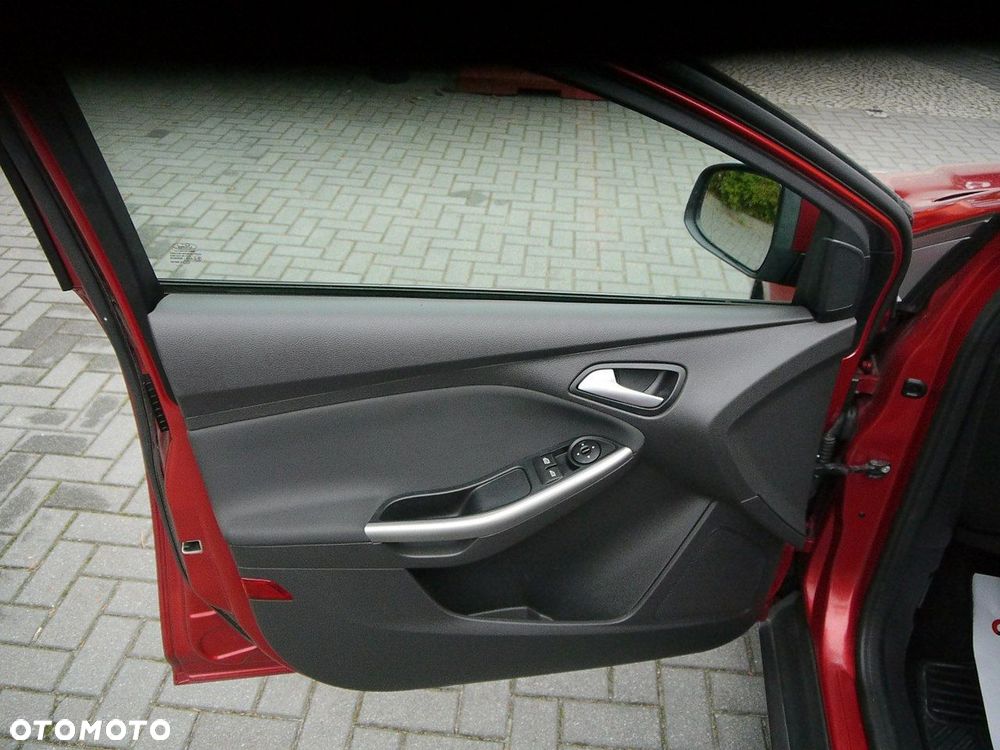Ford Focus 1.0 EcoBoost Edition - 25