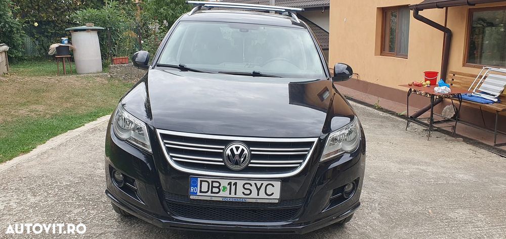 Volkswagen Tiguan - 2