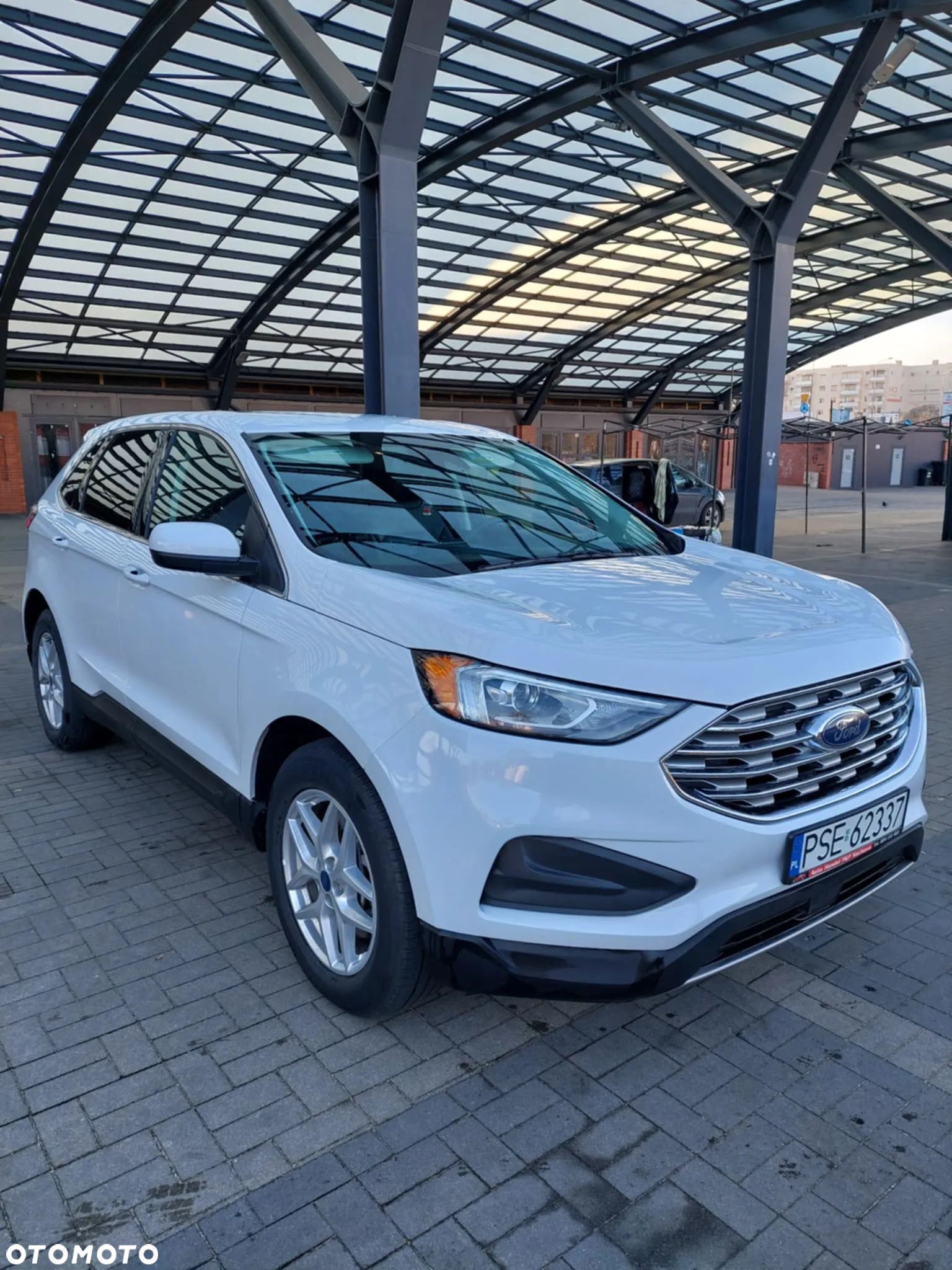 Ford Edge - 1