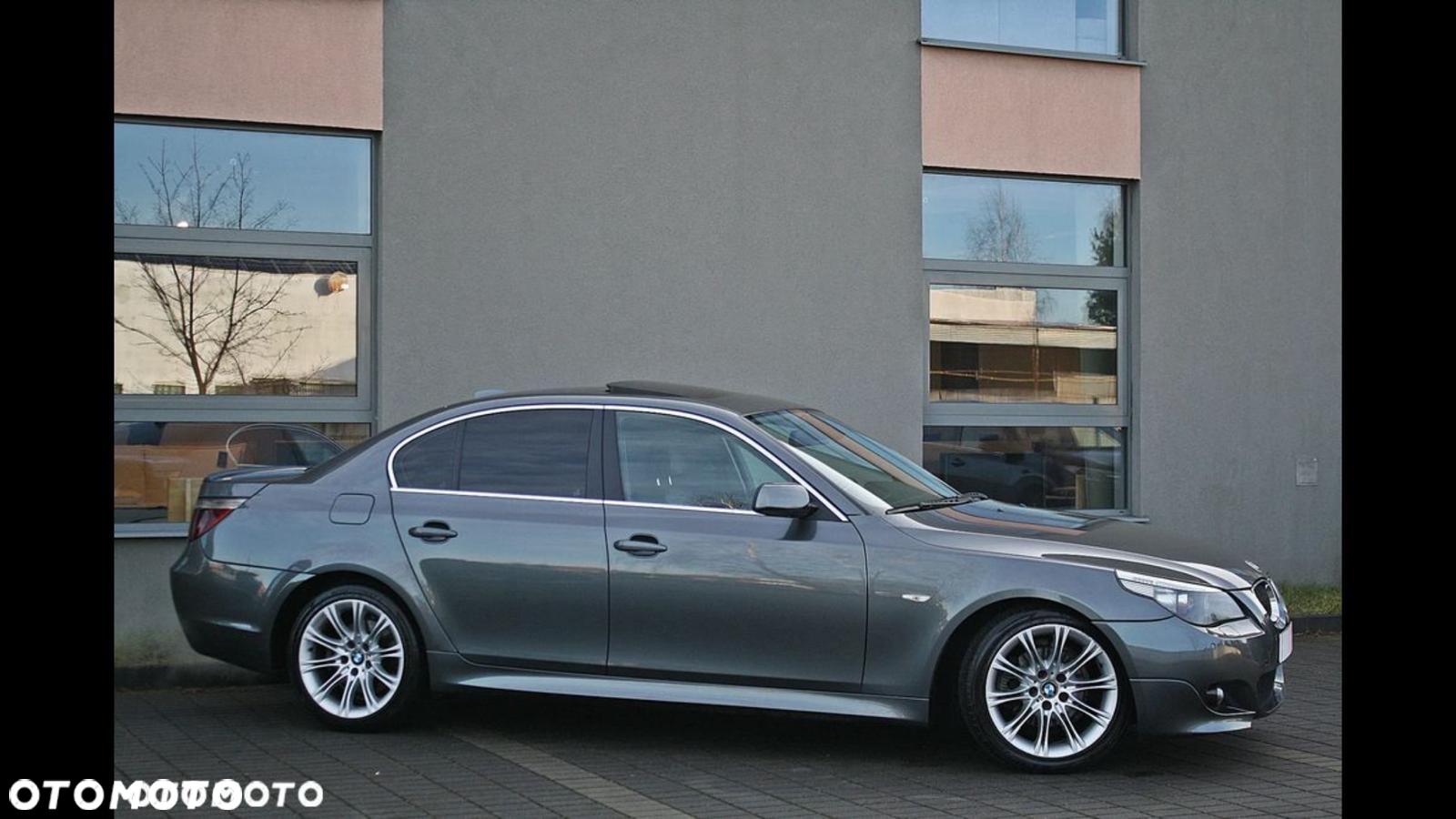 BMW Seria 5 523i - 3