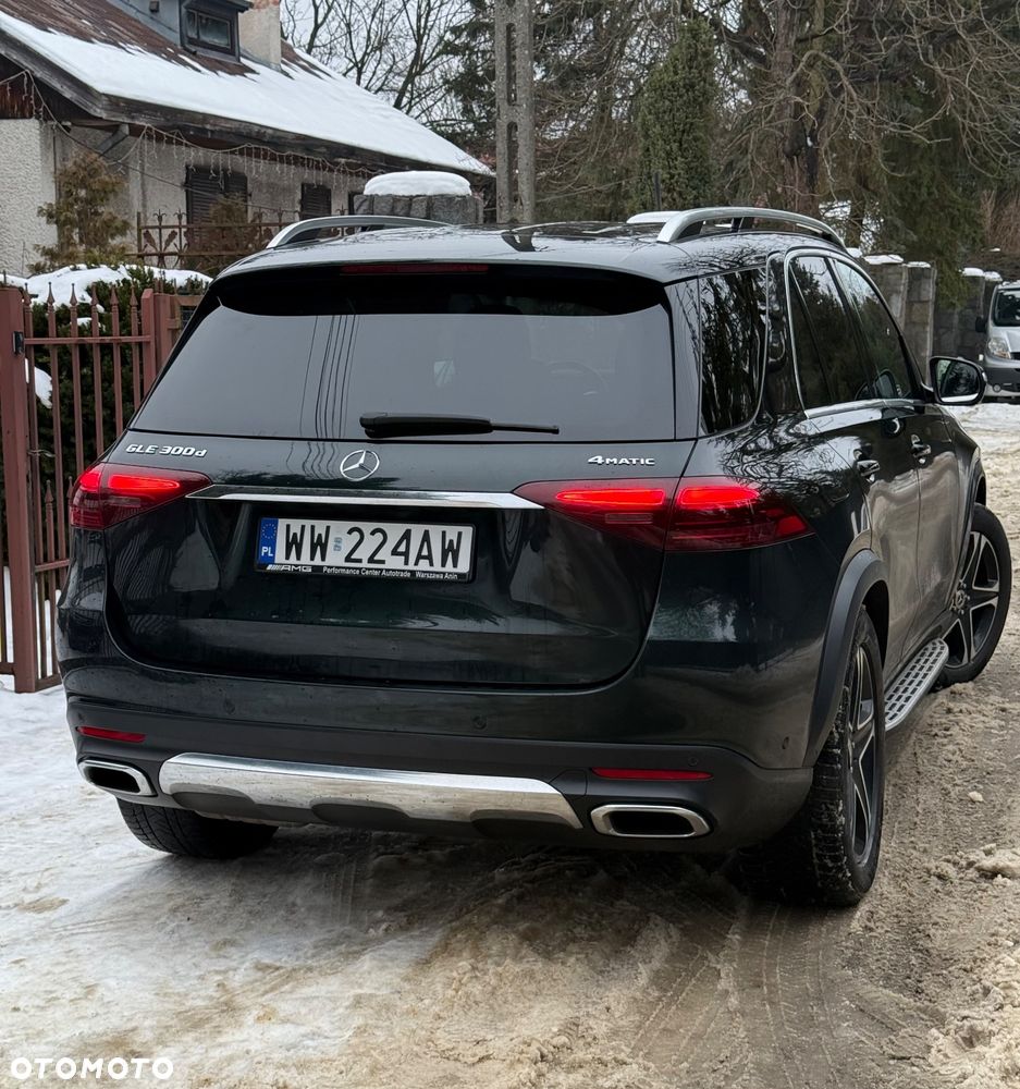 Mercedes-Benz GLE 300 d 4-Matic Premium - 3