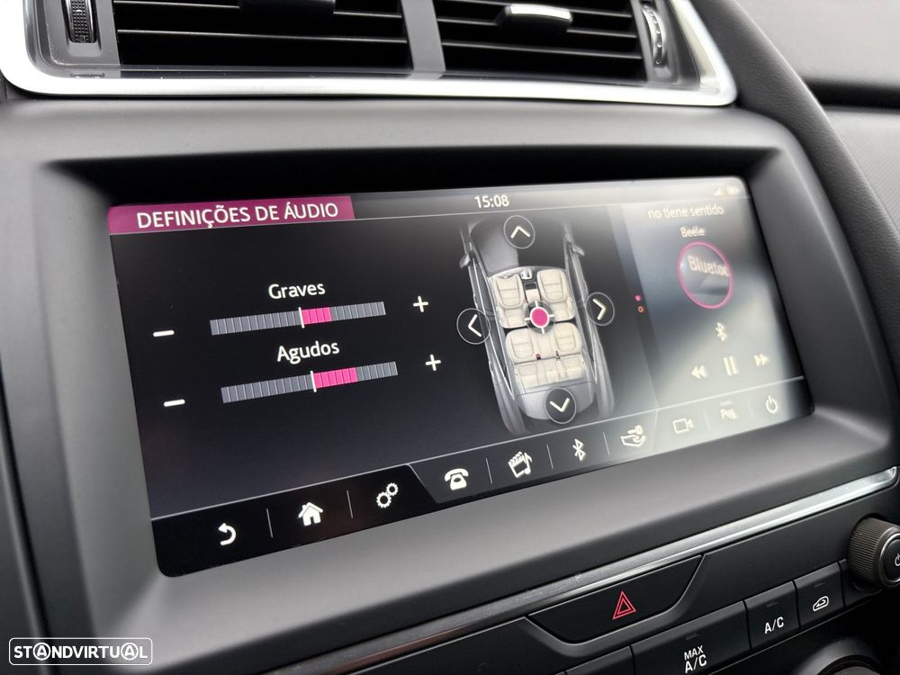 Jaguar E-Pace 2.0 i4D R-Dynamic - 29