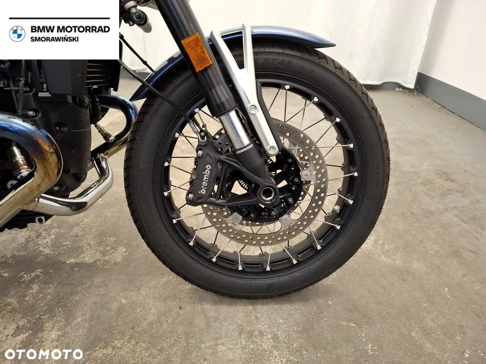 BMW R - 16