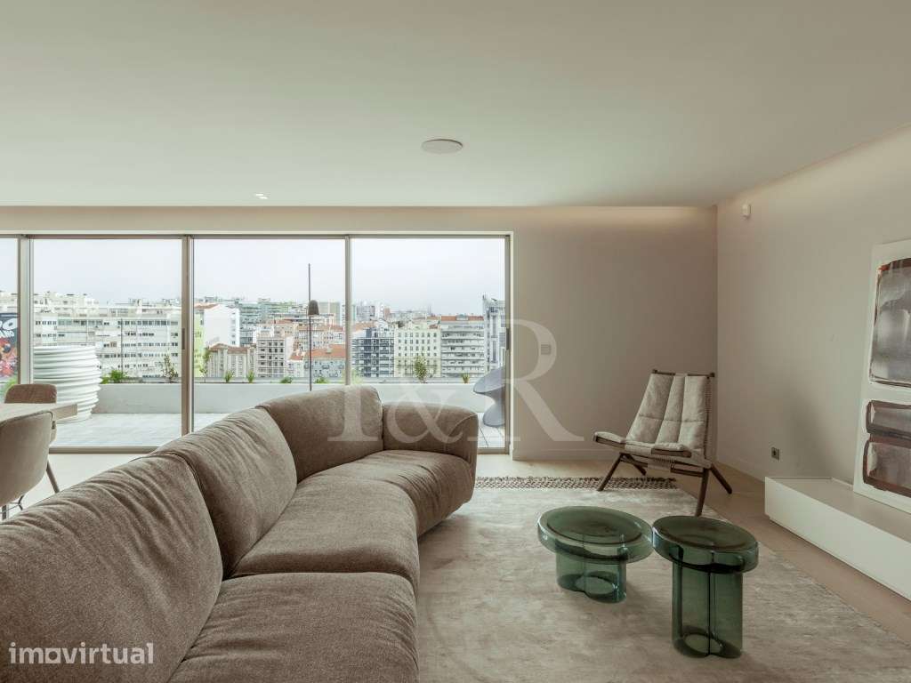 Penthouse duplex T4 com terraço e piscina nas Avenidas Novas - Grande imagem: 5/61