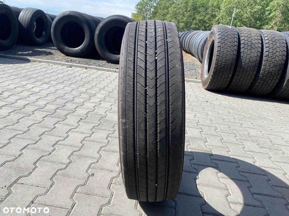 Opona 205/75R17.5 BRIDGESTONE R227 Przód 9-10mm - 2