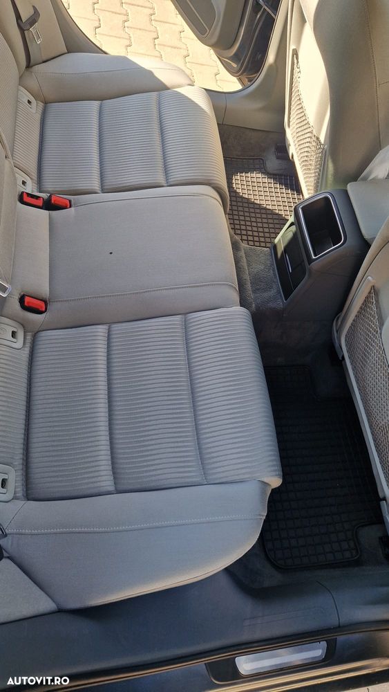 Audi A4 Avant 2013 photo 5