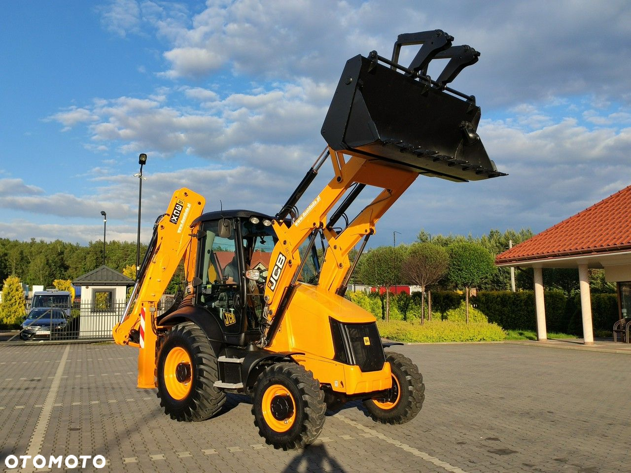 JCB 3CX - 37